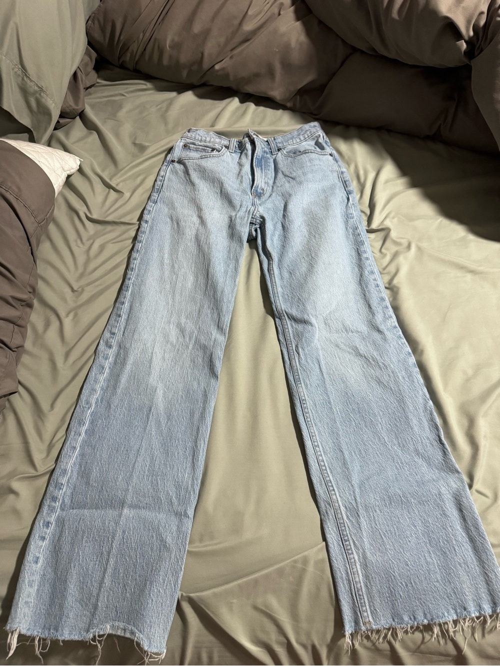 Abercrombie & Fitch 90’s Relaxed Jean High Rise